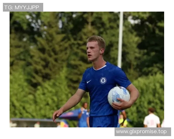 热搜榜第一！切尔西因一举动刷屏全网